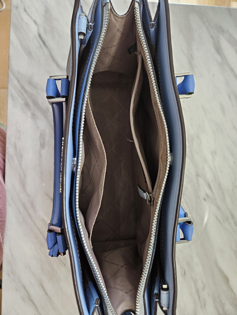Michael Kors Navy Satchel with Light Blue Trim and Gold MK Charm - Picture 3 of 7